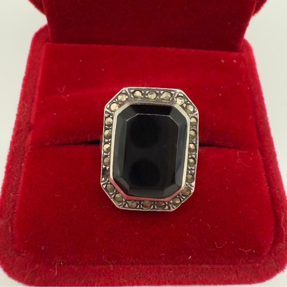 Art Deco 925 Silver Cocktail Ring in Black Accent and Marcasite Size